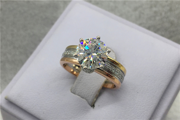 カスタムソリッド18K Au750イエローホワイトローズゴー - Wrap Ring Gold のレビューと価格