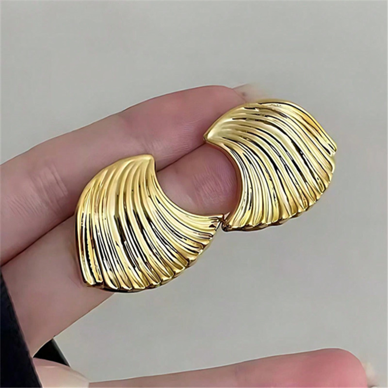 pendientes 2024 テンデンシア ザラ レトロ  - Women'S Accessories Zara のレビューと価格
