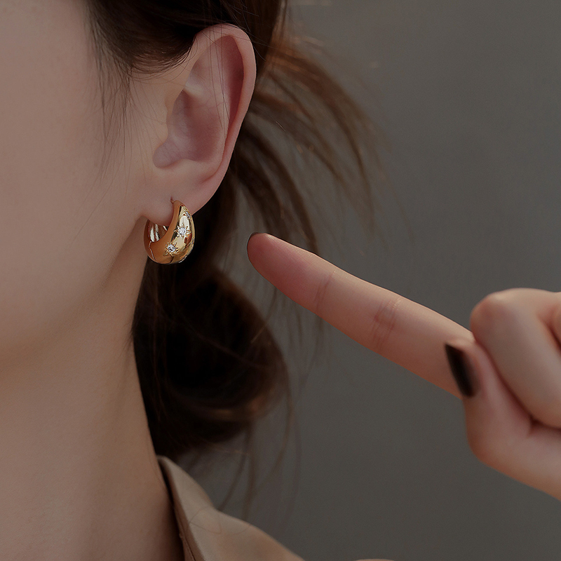 マンゴースタージルコニア涙型ゴールドカラーイヤリング女性の高 - Women'S Accessories Mango のレビューと価格